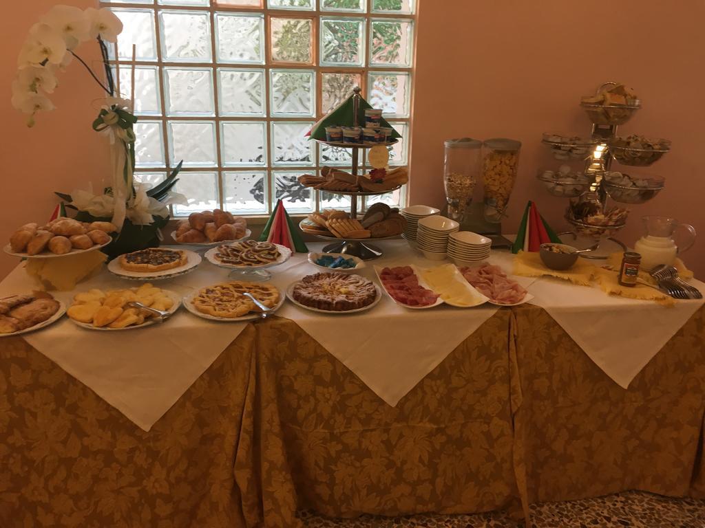 Hotel Derby Беллария-Иджеа-Марина Экстерьер фото